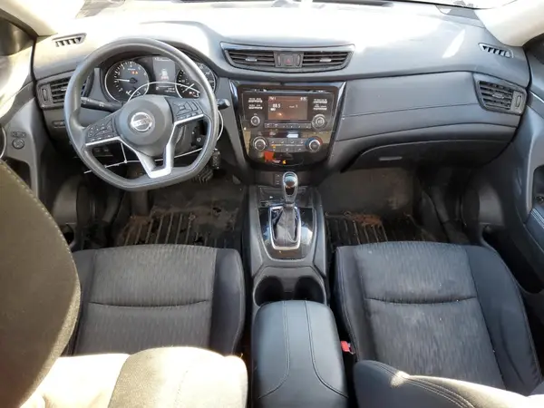 JN8AT2MV5HW024675 2017 NISSAN ROGUE - Image 8