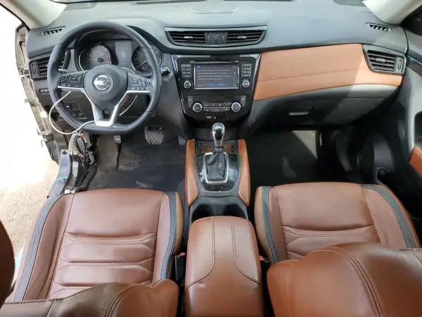 JN8AT2MV5HW024885 2017 NISSAN ROGUE - Image 8