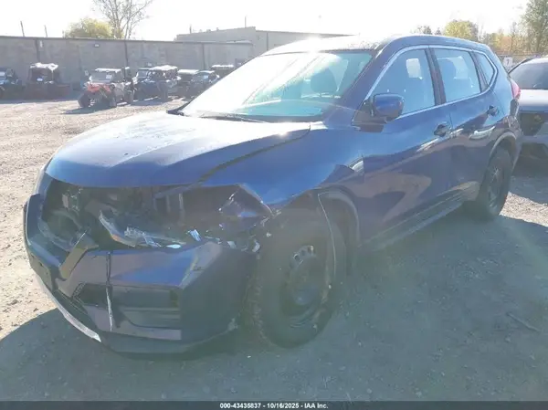 JN8AT2MV5HW026720 2017 NISSAN ROGUE - Image 2