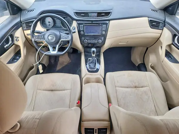 JN8AT2MV5HW028161 2017 NISSAN ROGUE - Image 8
