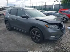 JN8AT2MV5HW250294 2017 NISSAN ROGUE