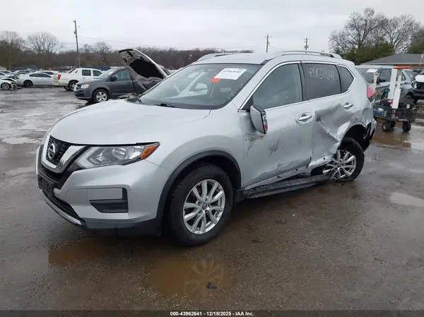 JN8AT2MV5HW252367 2017 NISSAN ROGUE - Image 2