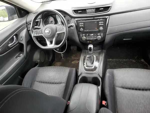 JN8AT2MV5HW252420 2017 NISSAN ROGUE - Image 8