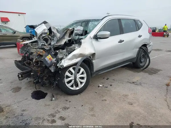 JN8AT2MV5HW252708 2017 NISSAN ROGUE - Image 2