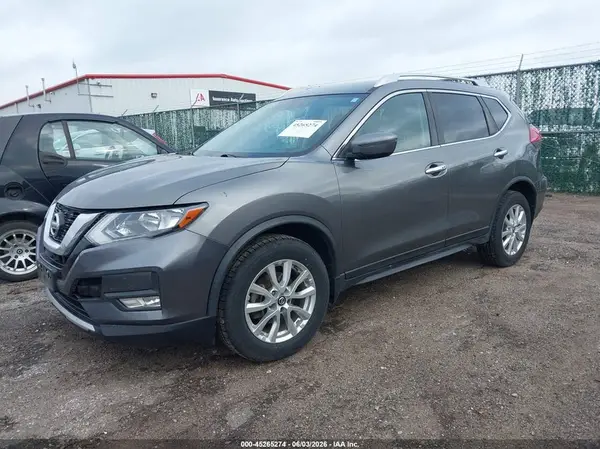 JN8AT2MV5HW253924 2017 NISSAN ROGUE - Image 2