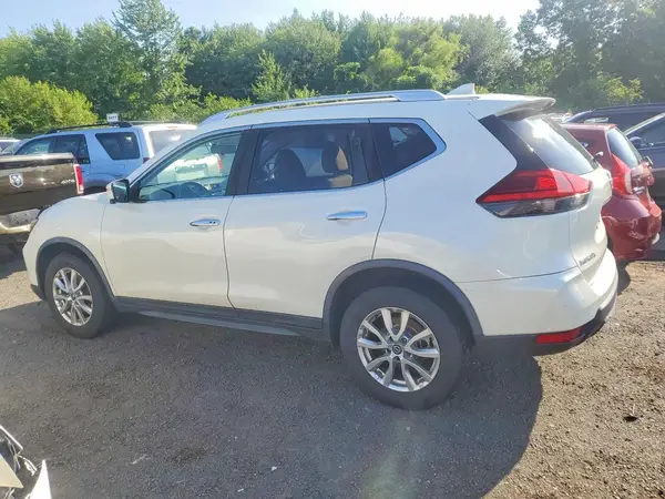 JN8AT2MV5HW255902 2017 NISSAN ROGUE - Image 2