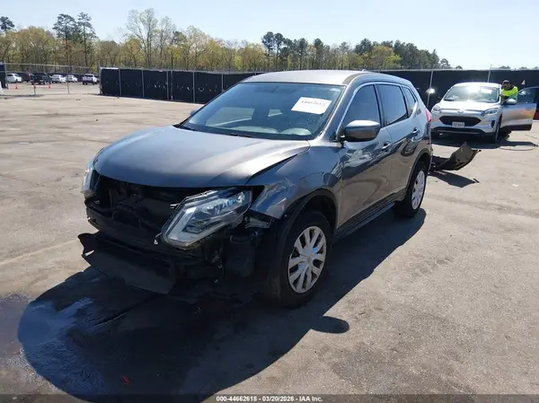 JN8AT2MV5HW256922 2017 NISSAN ROGUE - Image 2