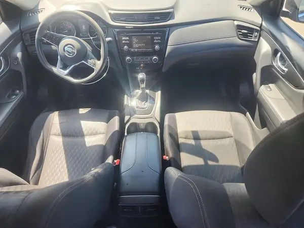 JN8AT2MV5HW258279 2017 NISSAN ROGUE - Image 8