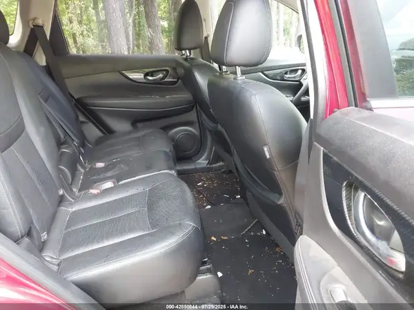 JN8AT2MV5HW260646 2017 NISSAN ROGUE - Image 8