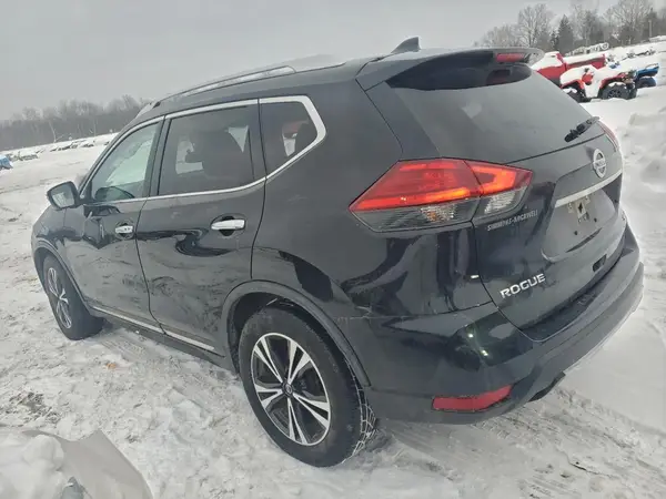 JN8AT2MV5HW260842 2017 NISSAN ROGUE - Image 2