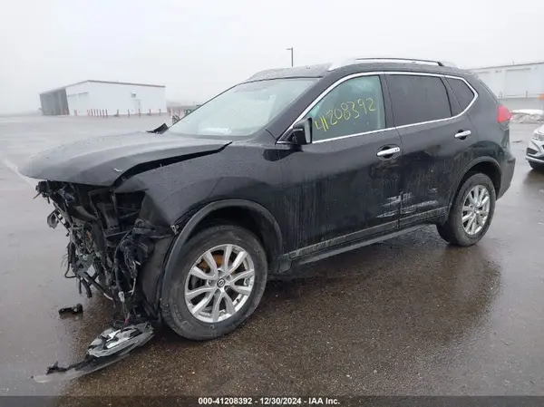 JN8AT2MV5HW261151 2017 NISSAN ROGUE - Image 2