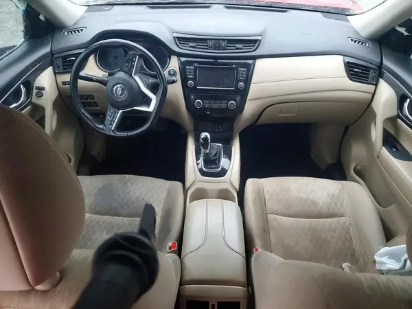 JN8AT2MV5HW261800 2017 NISSAN ROGUE - Image 8