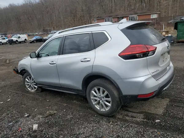 JN8AT2MV5HW265992 2017 NISSAN ROGUE - Image 2