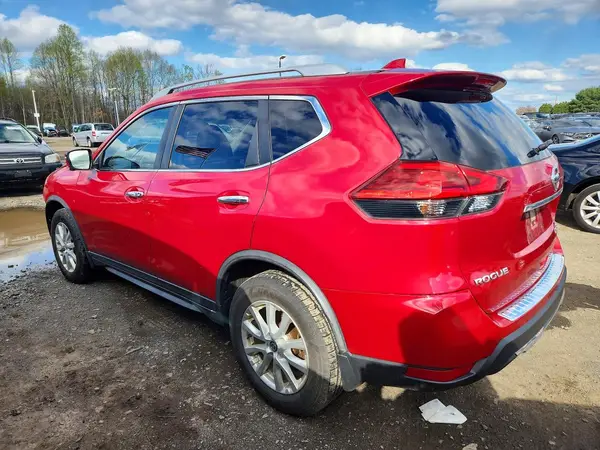 JN8AT2MV5HW266821 2017 NISSAN ROGUE - Image 2
