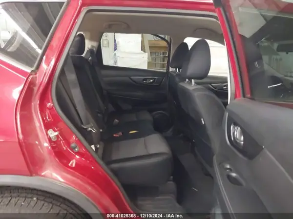 JN8AT2MV5HW269444 2017 NISSAN ROGUE - Image 8