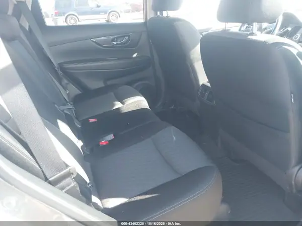 JN8AT2MV5HW269962 2017 NISSAN ROGUE - Image 8