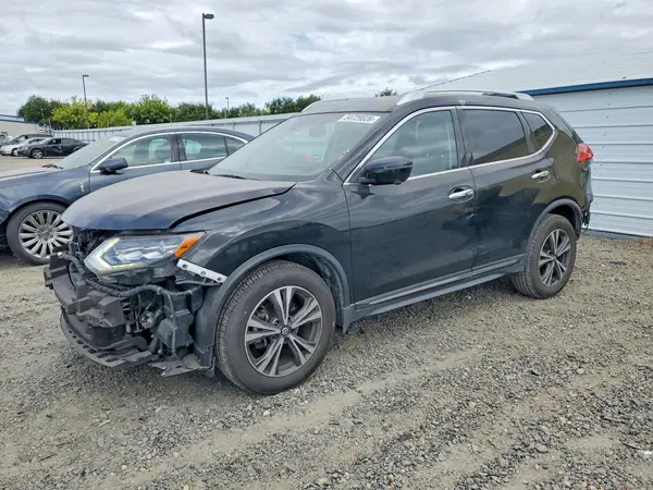 JN8AT2MV5HW270061 2017 NISSAN ROGUE - Image 1