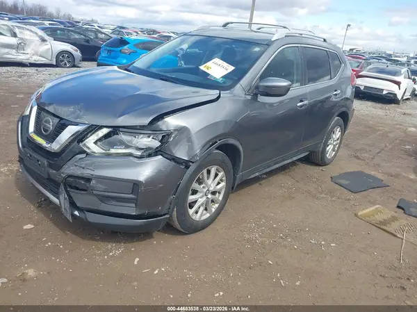 JN8AT2MV5HW270593 2017 NISSAN ROGUE - Image 2