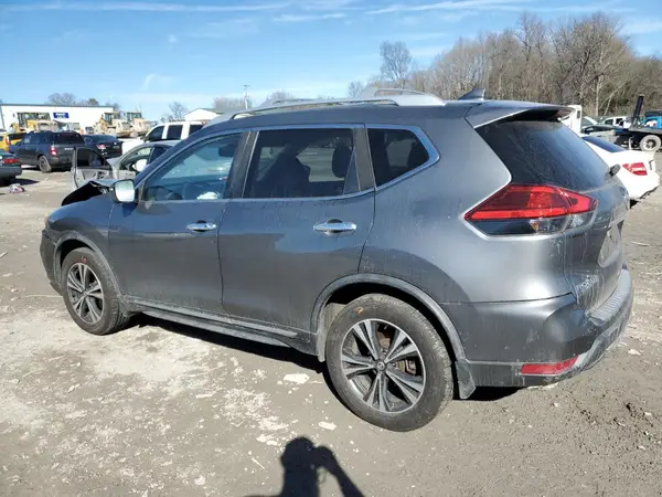 JN8AT2MV5HW273218 2017 NISSAN ROGUE - Image 2