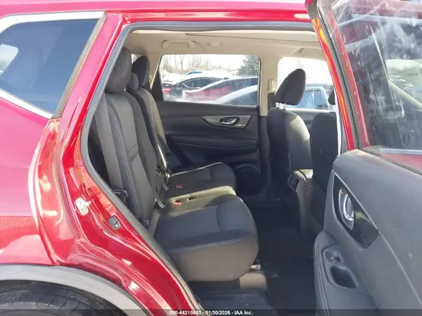 JN8AT2MV5HW274045 2017 NISSAN ROGUE - Image 8