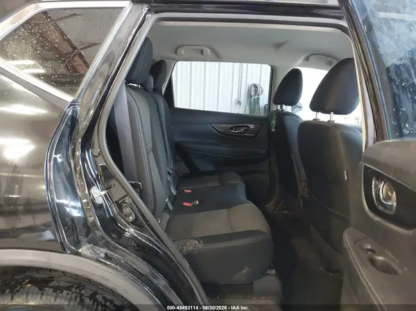 JN8AT2MV5HW274594 2017 NISSAN ROGUE - Image 8