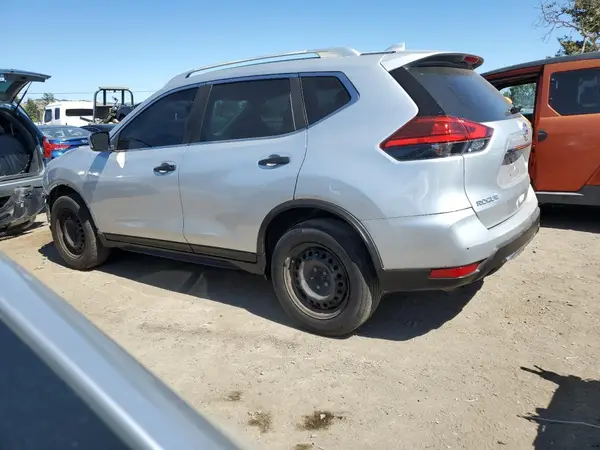JN8AT2MV5HW275647 2017 NISSAN ROGUE - Image 2