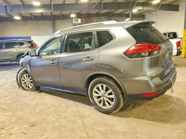 JN8AT2MV5HW275891 2017 NISSAN ROGUE - Image 2