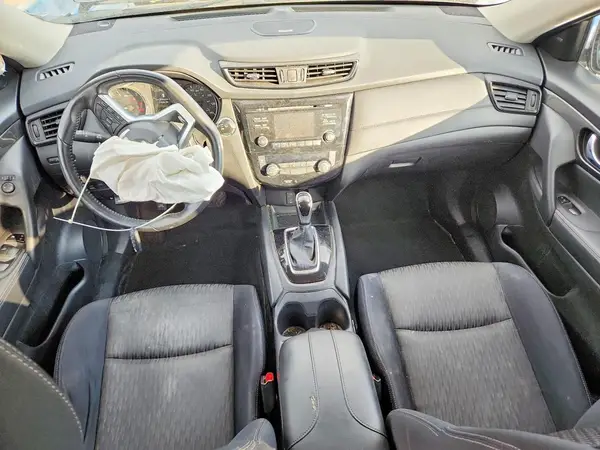 JN8AT2MV5HW275891 2017 NISSAN ROGUE - Image 8