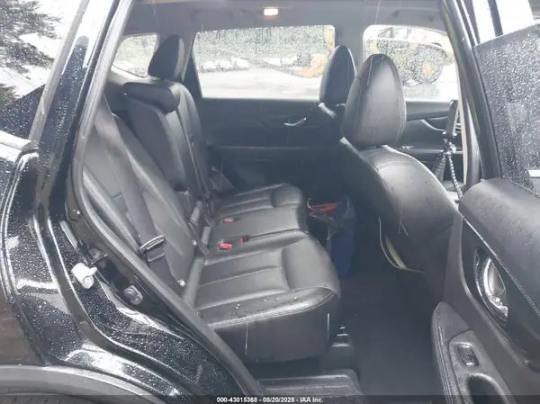 JN8AT2MV5HW278404 2017 NISSAN ROGUE - Image 8