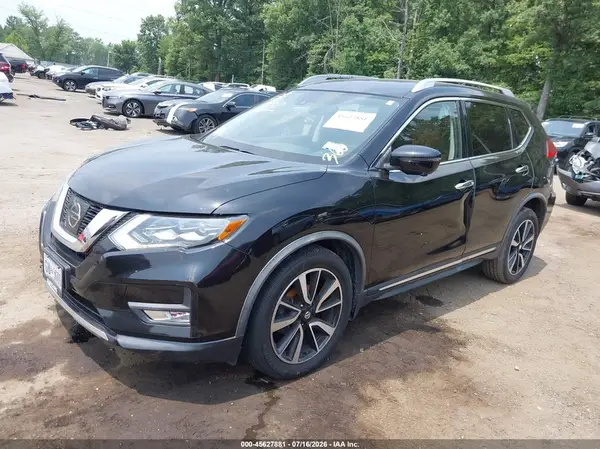 JN8AT2MV5HW278676 2017 NISSAN ROGUE - Image 2