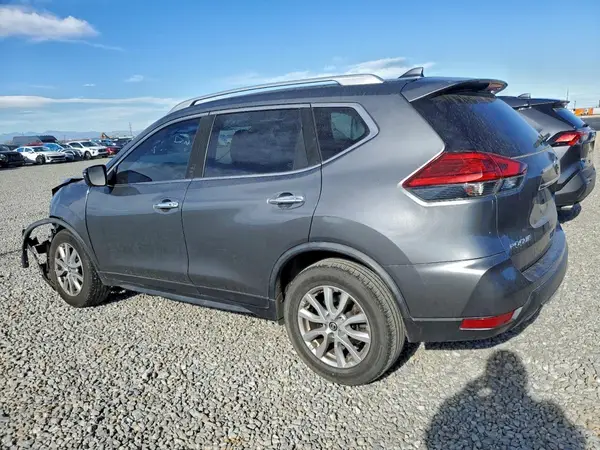 JN8AT2MV5HW285191 2017 NISSAN ROGUE - Image 2
