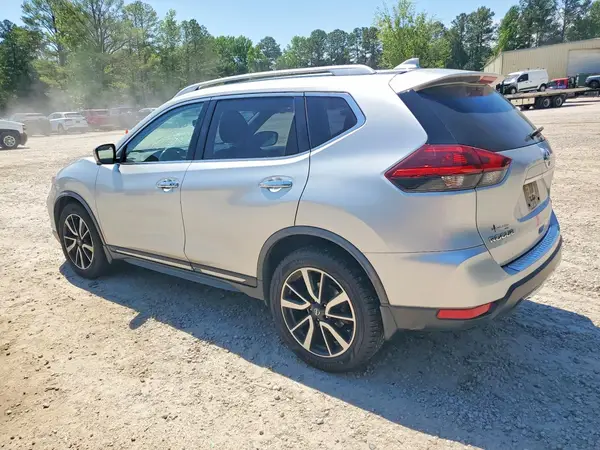 JN8AT2MV5JW301461 2018 NISSAN ROGUE - Image 2