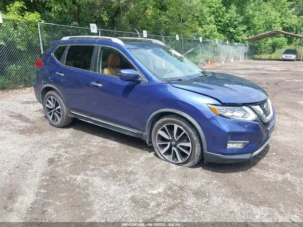 JN8AT2MV5JW303176 2018 NISSAN ROGUE - Image 1