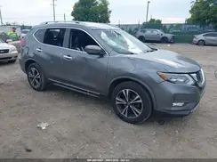 JN8AT2MV5JW303243 2018 NISSAN ROGUE