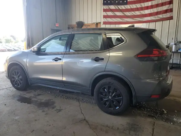 JN8AT2MV5JW303307 2018 NISSAN ROGUE - Image 2