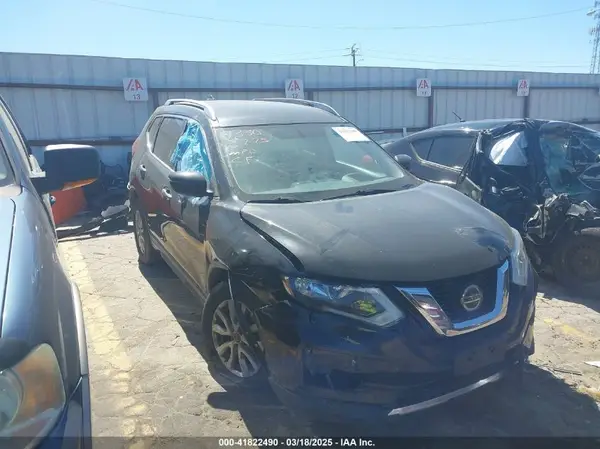 JN8AT2MV5JW304330 2018 NISSAN ROGUE - Image 1