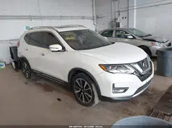JN8AT2MV5JW304876 2018 NISSAN ROGUE