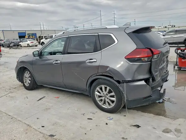 JN8AT2MV5JW305008 2018 NISSAN ROGUE - Image 2