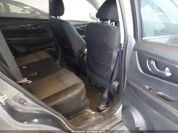 JN8AT2MV5JW305333 2018 NISSAN ROGUE - Image 8