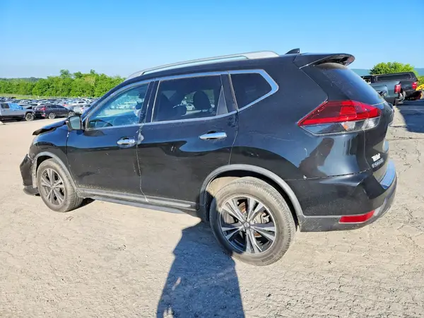 JN8AT2MV5JW306028 2018 NISSAN ROGUE - Image 2