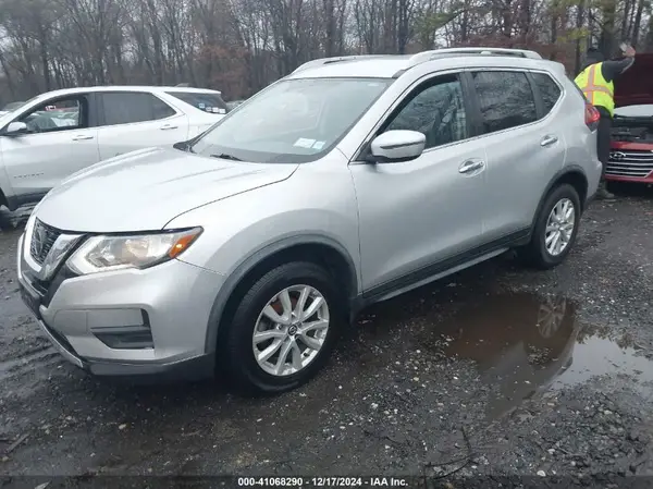 JN8AT2MV5JW309432 2018 NISSAN ROGUE - Image 2