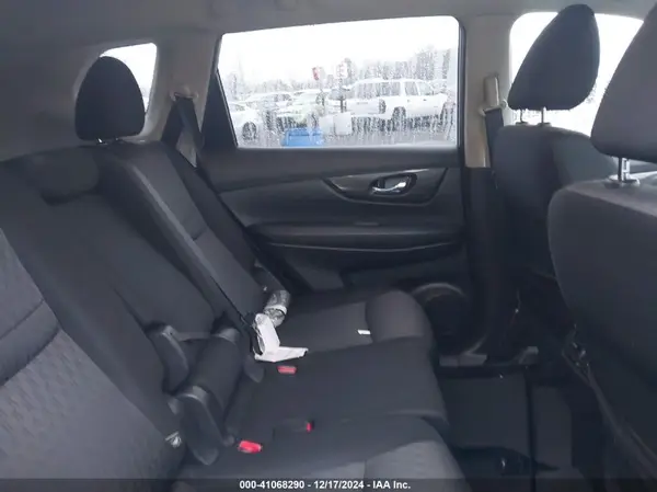 JN8AT2MV5JW309432 2018 NISSAN ROGUE - Image 8