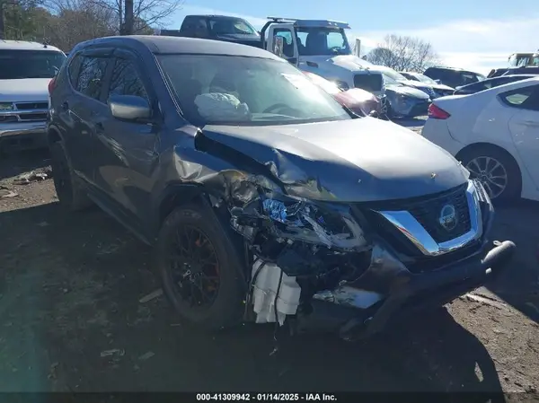 JN8AT2MV5JW309513 2018 NISSAN ROGUE - Image 1