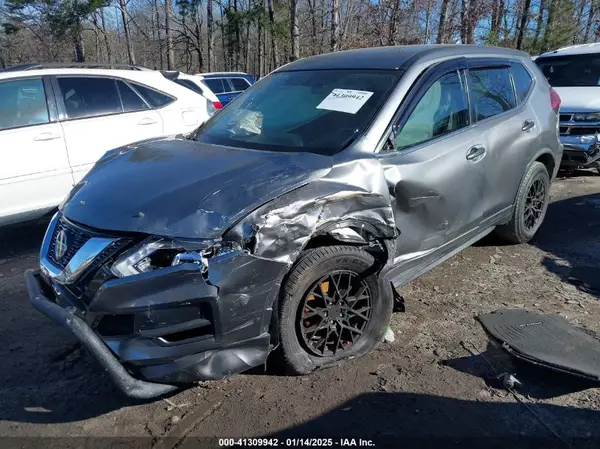 JN8AT2MV5JW309513 2018 NISSAN ROGUE - Image 2