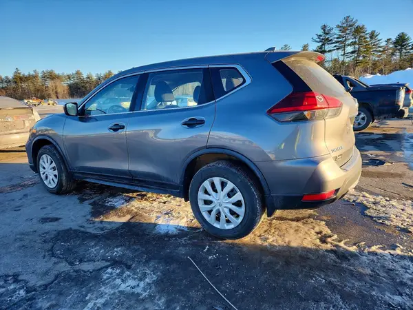 JN8AT2MV5JW311505 2018 NISSAN ROGUE - Image 2