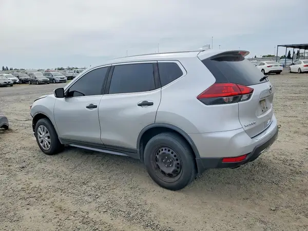 JN8AT2MV5JW313223 2018 NISSAN ROGUE - Image 2