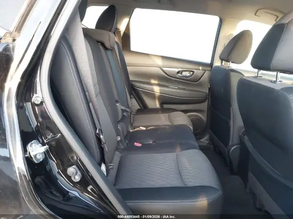JN8AT2MV5JW314226 2018 NISSAN ROGUE - Image 8