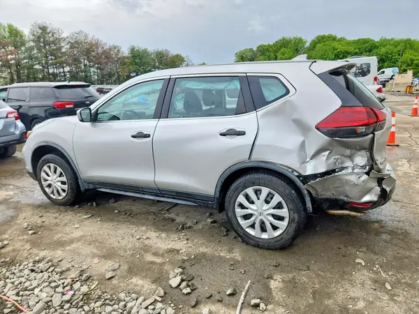 JN8AT2MV5JW315005 2018 NISSAN ROGUE - Image 2