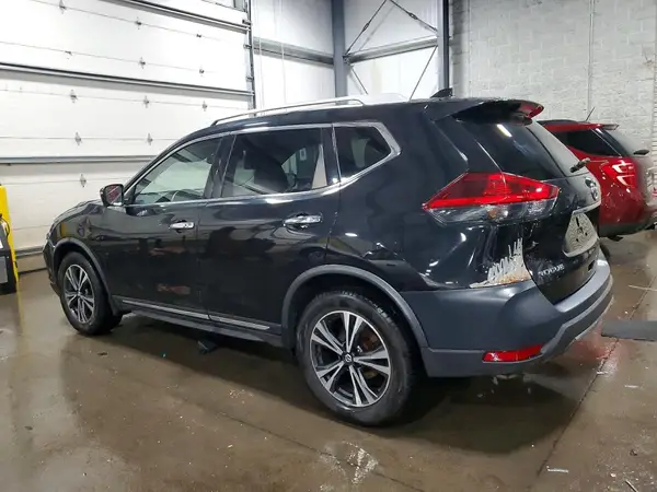 JN8AT2MV5JW315232 2018 NISSAN ROGUE - Image 2