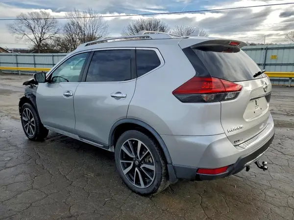 JN8AT2MV5JW315845 2018 NISSAN ROGUE - Image 2